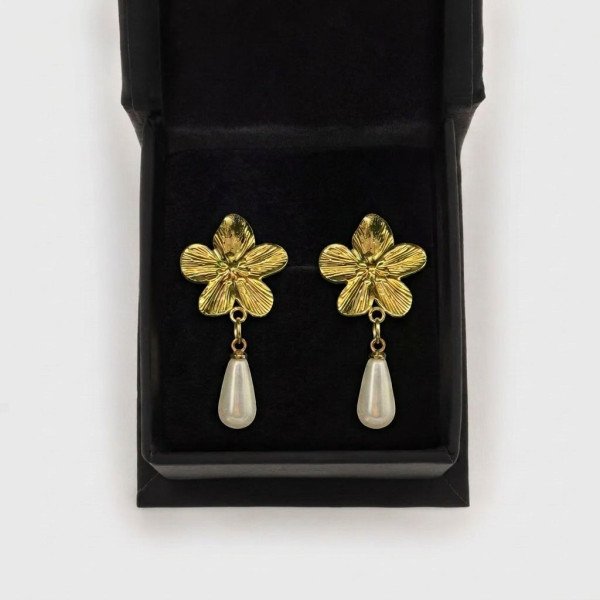 Golden Hibiscus & Pearl Drop