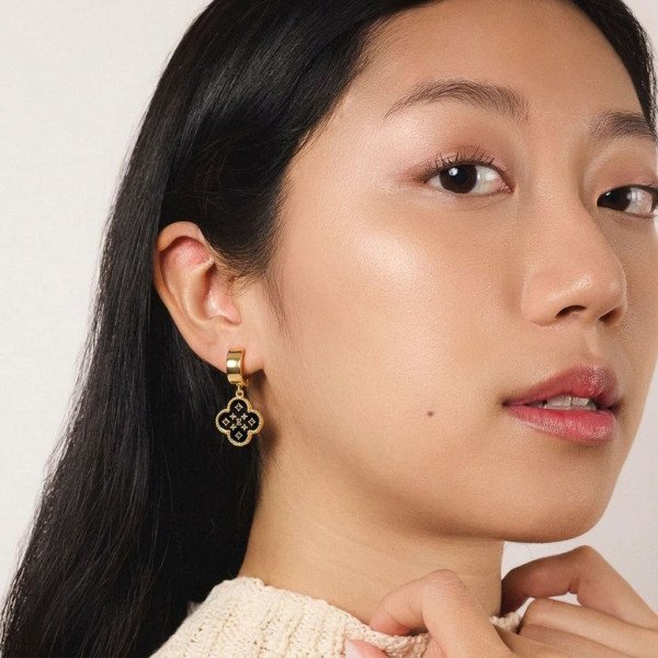 LV Clover Midnight Petal Earring