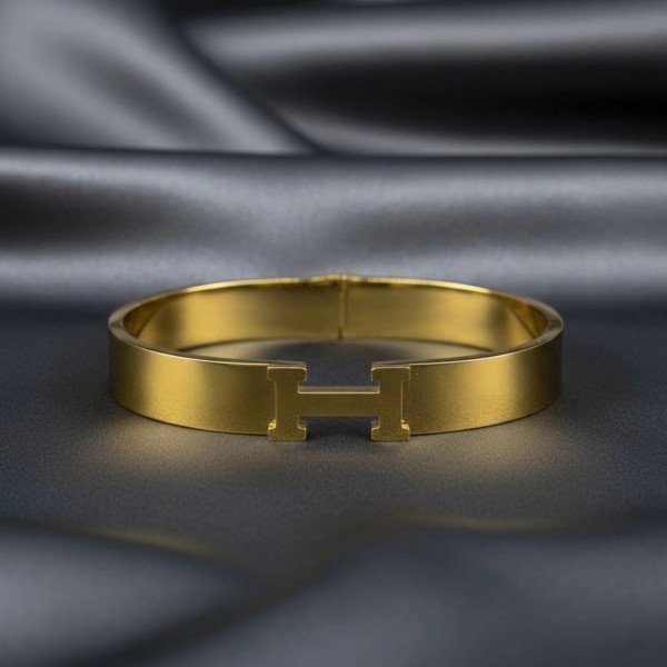 Hermes All-Gold H-Link Polished Bangle