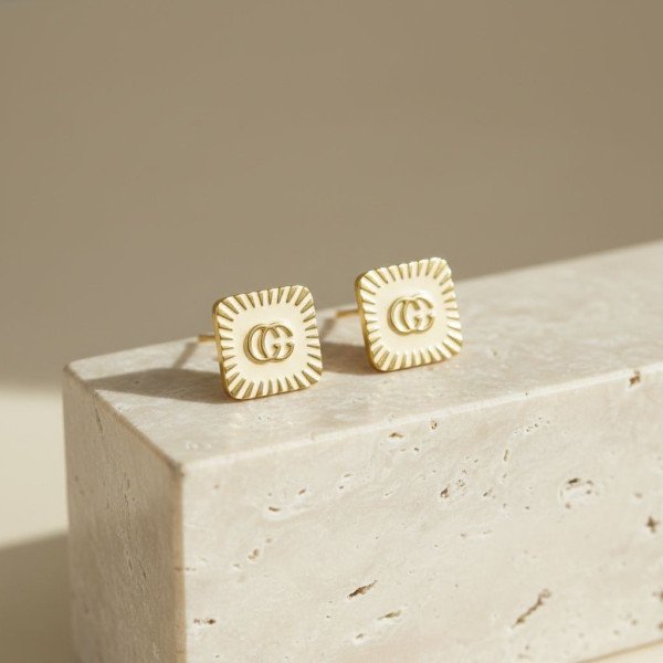 Chanel CC Halo Pearl Square Stud